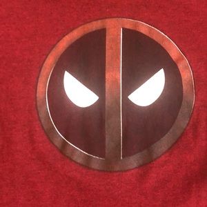 Marvel Deadpool T shirt small